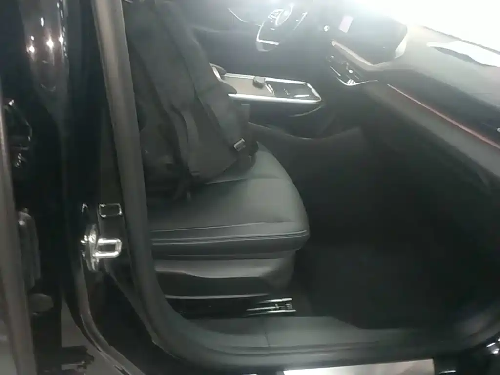 Buick LaCrosse — миниатюра 25