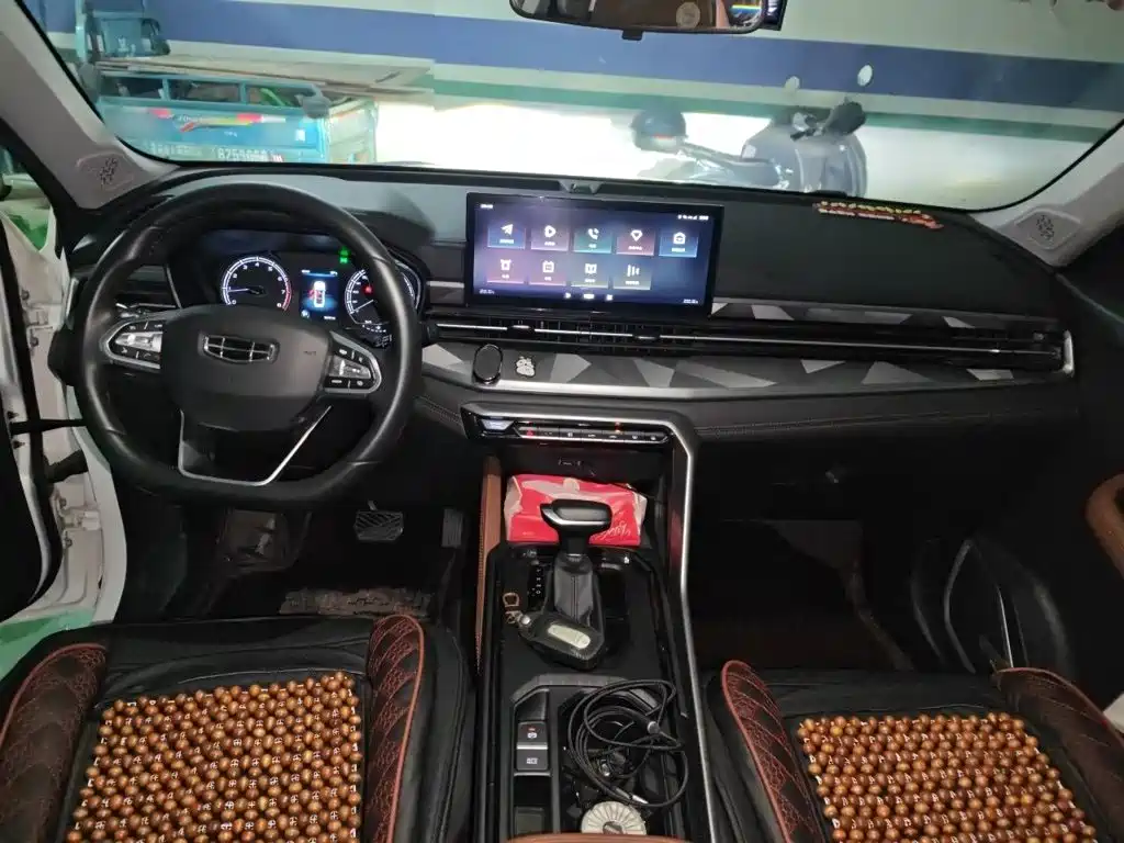 Geely Vision X6 — миниатюра 5