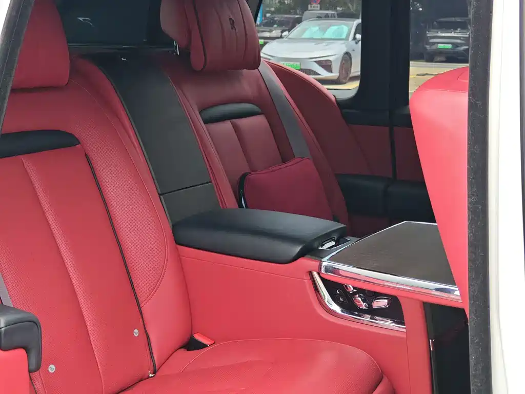 Rolls-Royce Cullinan — фотографии объявления, Фото 14