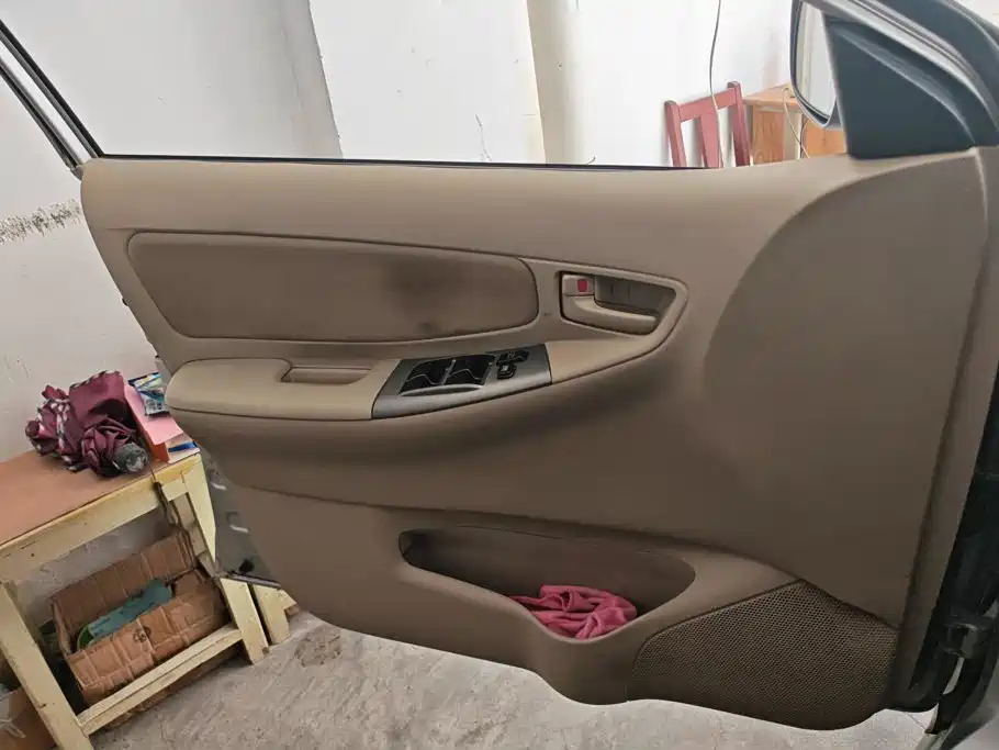 Toyota Corolla — миниатюра 7