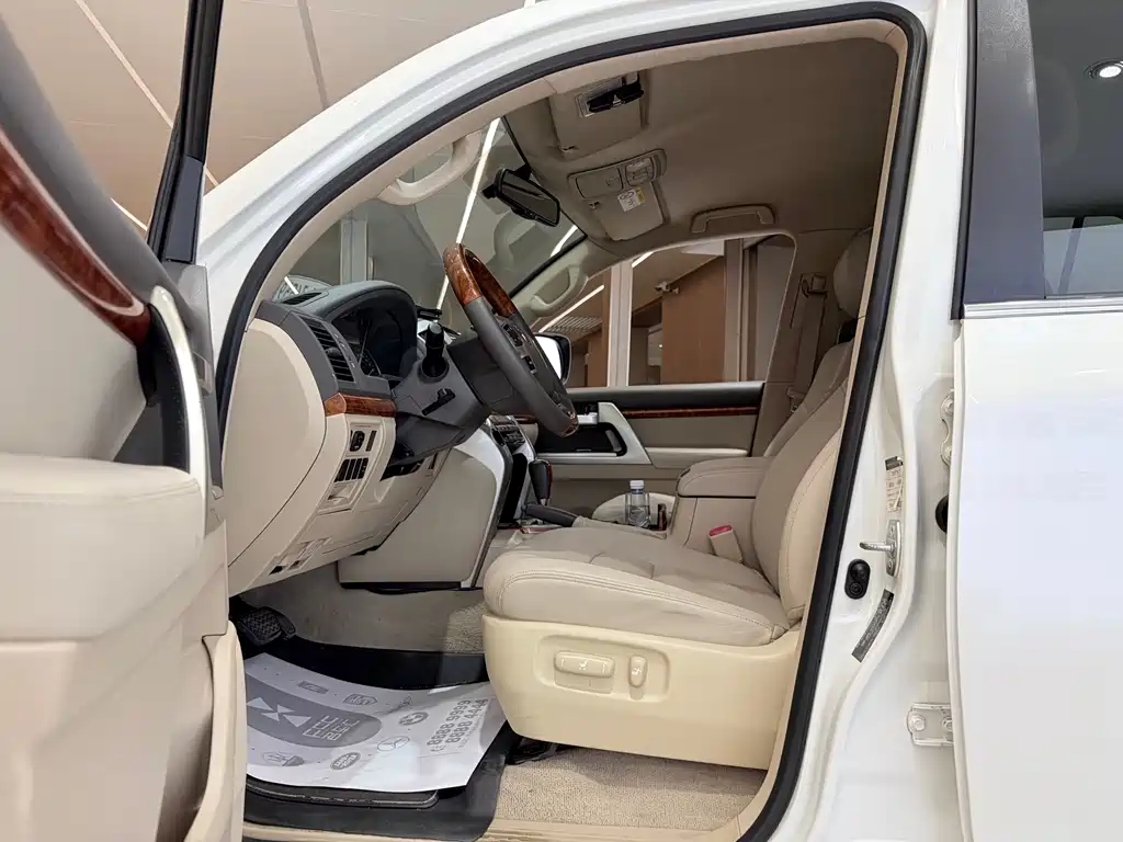 Toyota Land Cruiser 2015 4.0L V6