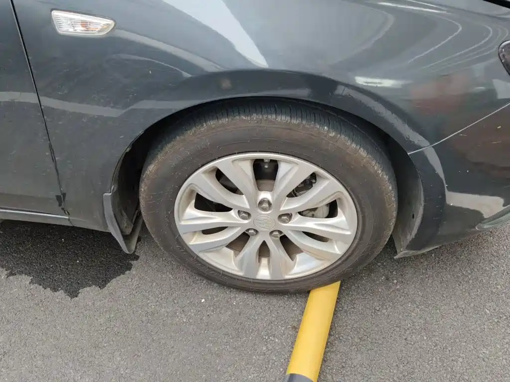 Buick Excelle — миниатюра 8