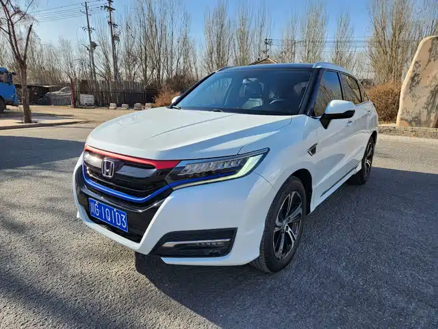 HONDA UR V