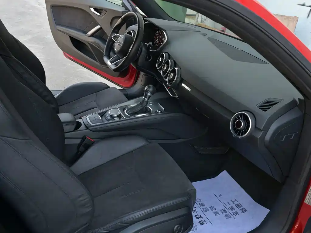 Audi TT — миниатюра 11