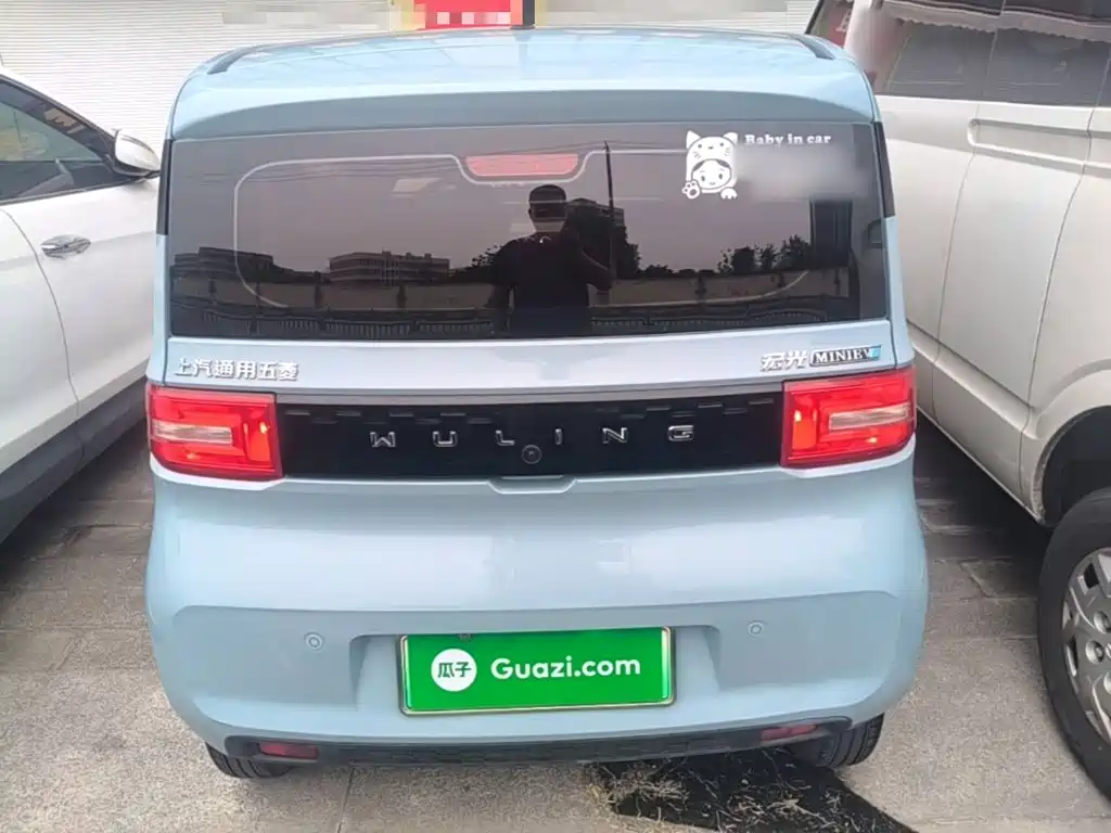 Wuling MINIEV — миниатюра 6