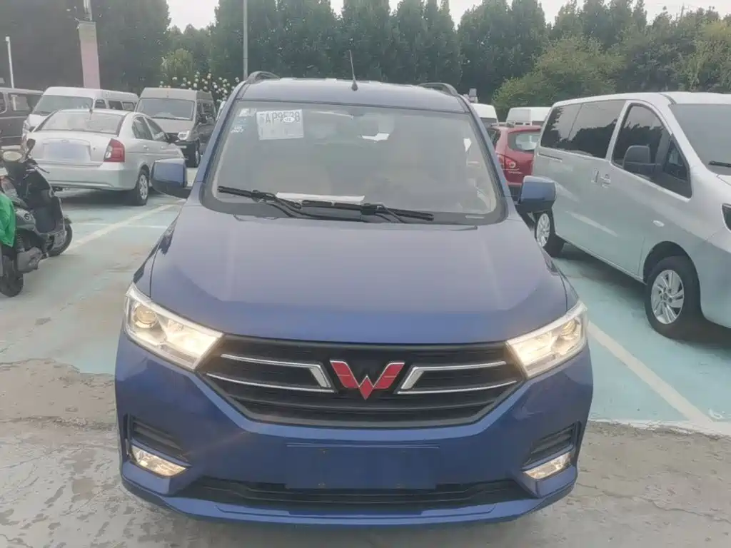 Wuling Hongguang — миниатюра 3