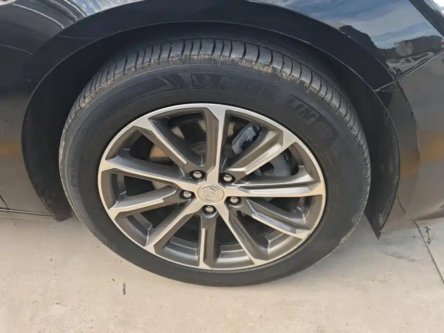 Buick LaCrosse — миниатюра 6