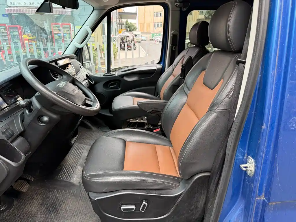 IVECO Ousheng — миниатюра 8