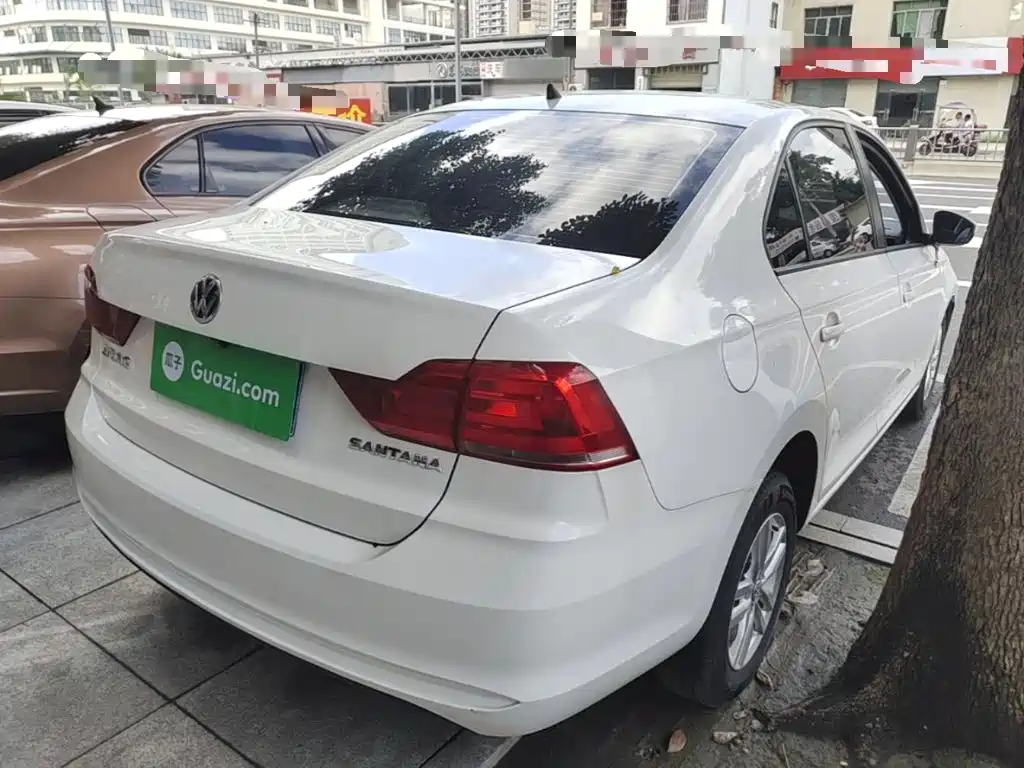 Volkswagen Santana — миниатюра 7