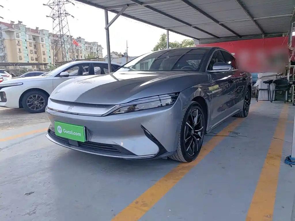 BYD Han — миниатюра 2