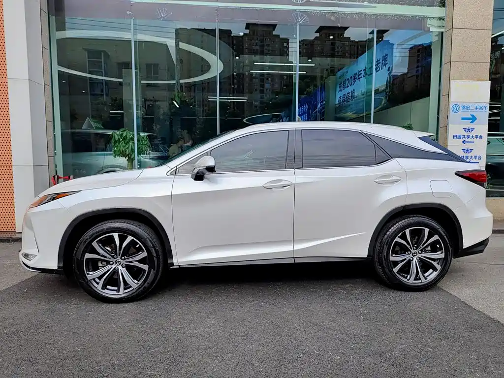 Lexus RX — миниатюра 3