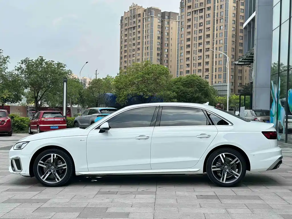 Audi A4L 2020 40 TFSI Luxury