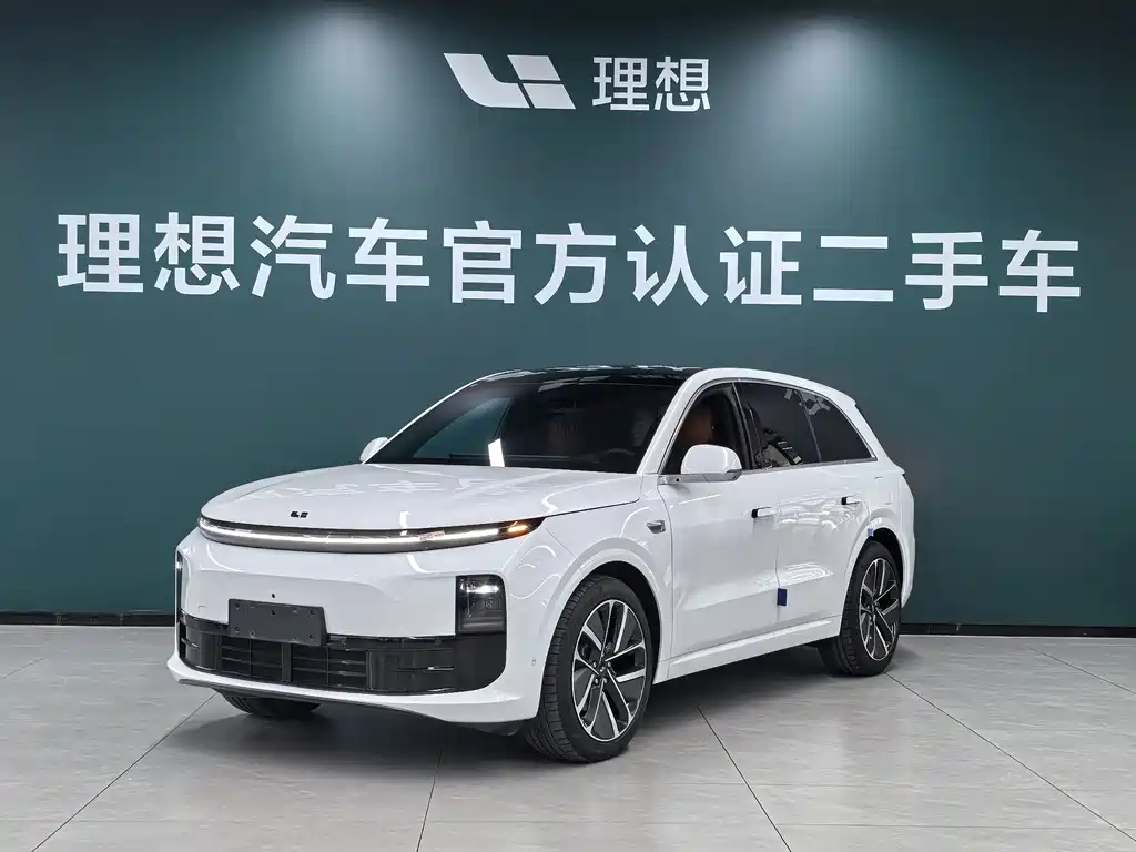 Li Auto Li L6 2025