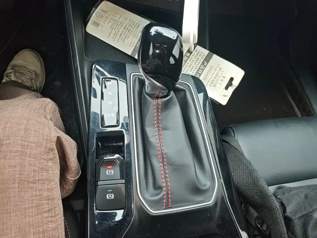 MG MG5 — миниатюра 14