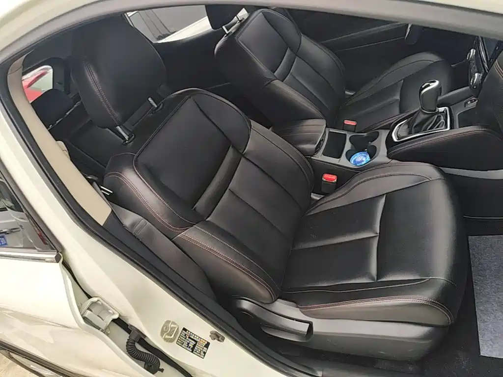 Nissan Qashqai — миниатюра 25