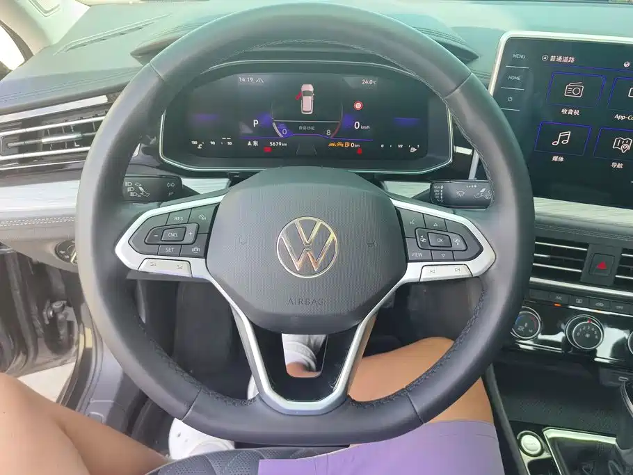 Volkswagen Sagitar — миниатюра 15