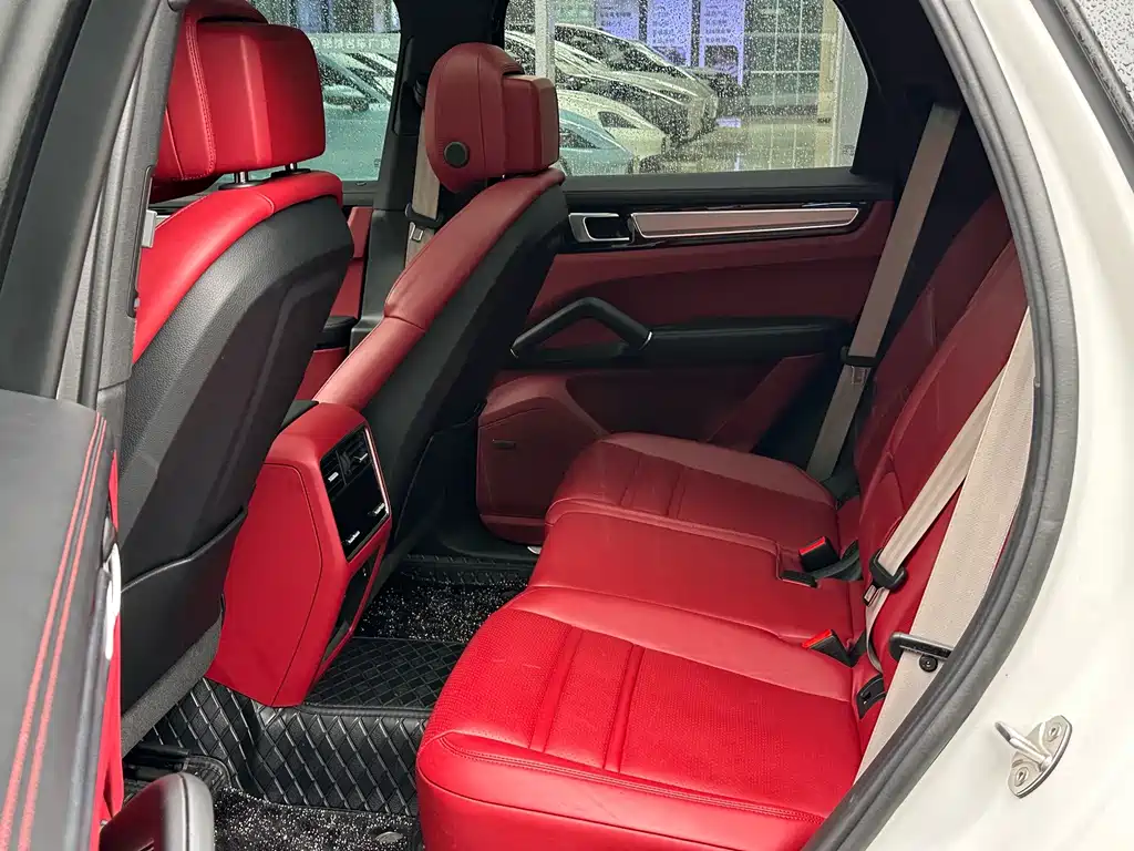 Porsche Cayenne Hybrid — миниатюра 7