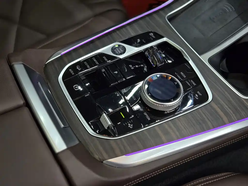 BMW X5 — миниатюра 8