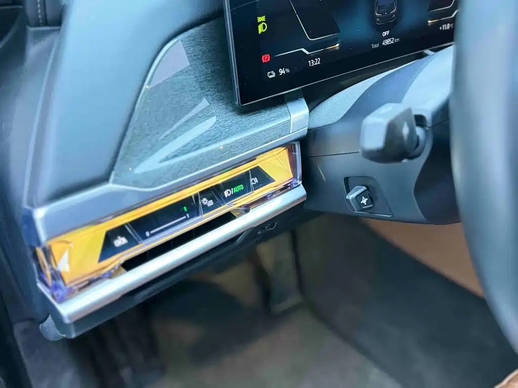 BMW i7 — миниатюра 8