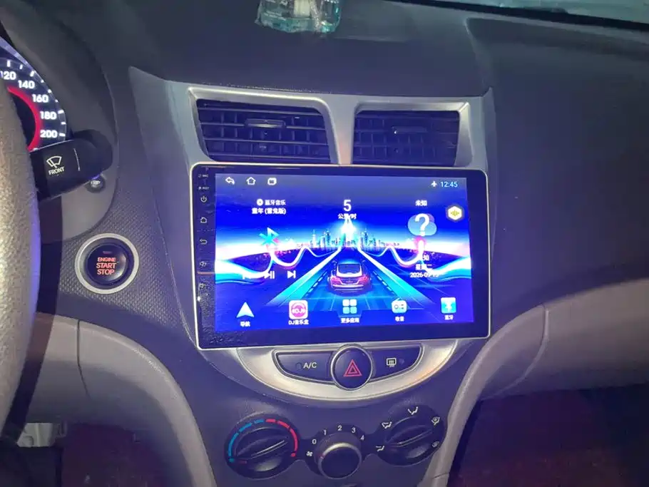 Hyundai Verna — миниатюра 13