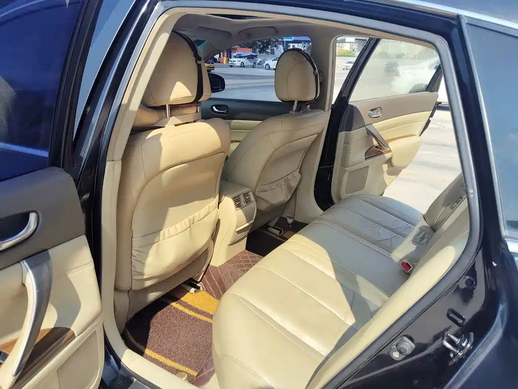 Nissan Teana — миниатюра 6