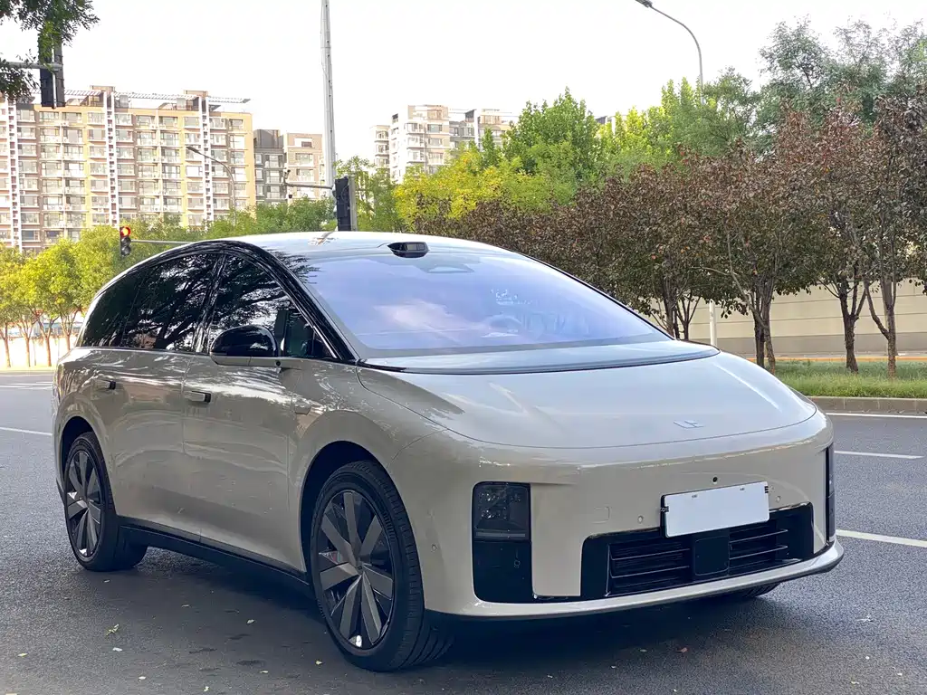 Li Auto Li i8 — миниатюра 15