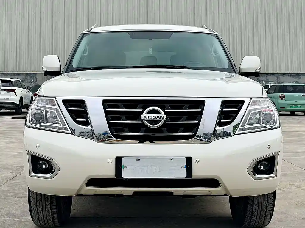 Nissan Patrol - фото 2