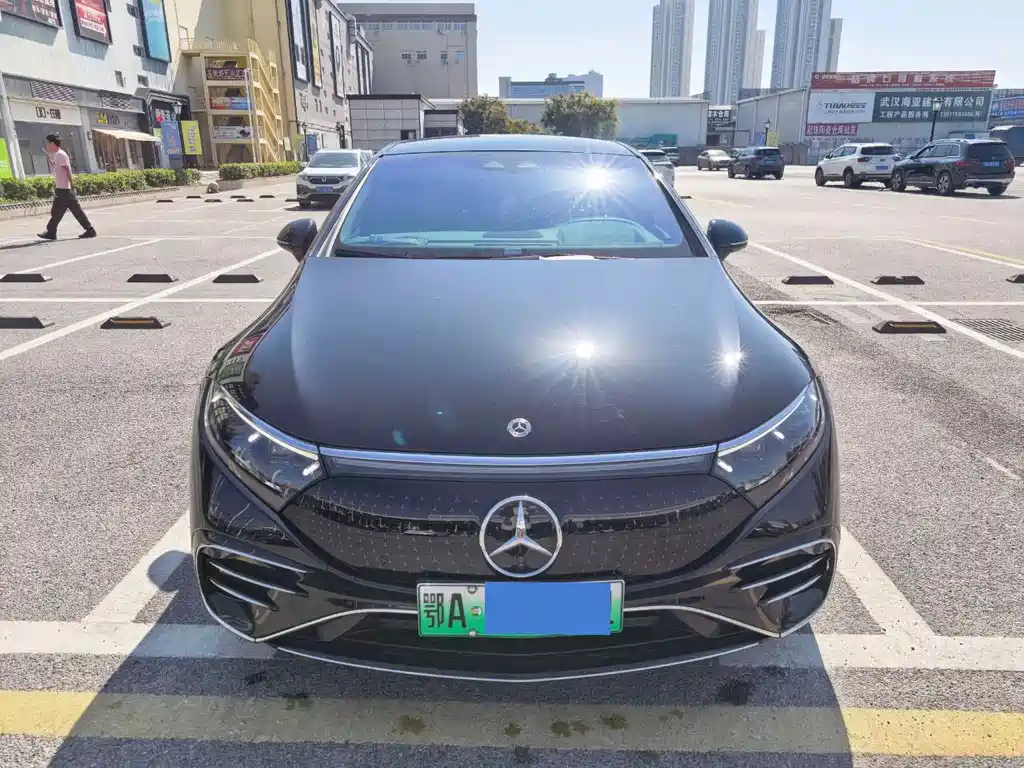 Mercedes-Benz EQS — миниатюра 3