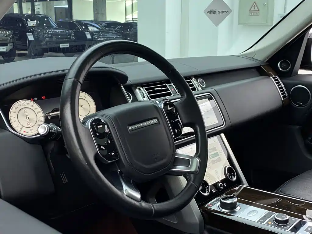 Land Rover Range Rover — миниатюра 37