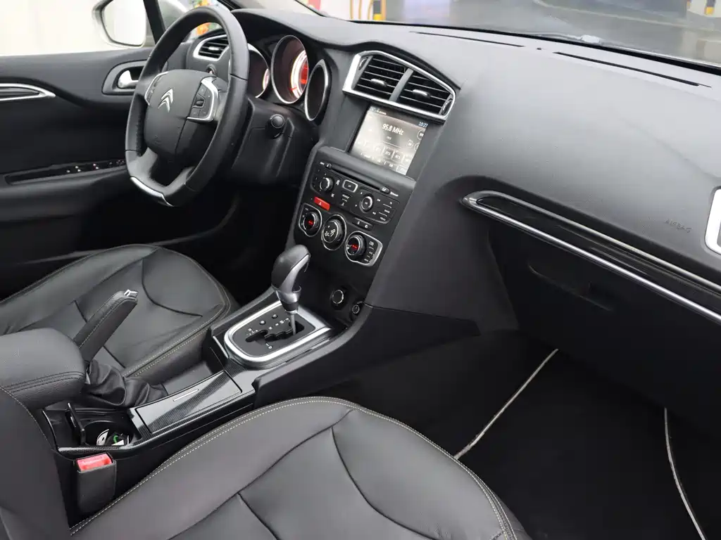 Citroen C4L — миниатюра 9