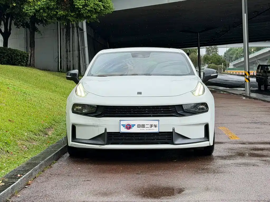 Lynk & Co 03 — миниатюра 2