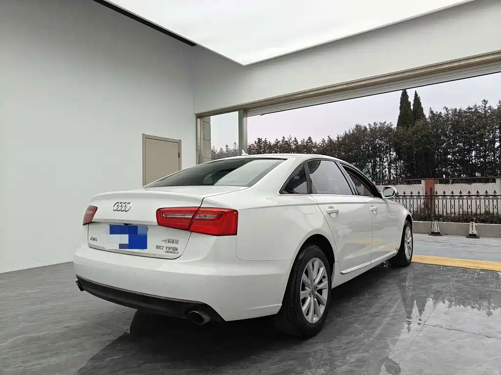 Audi A6L — миниатюра 6