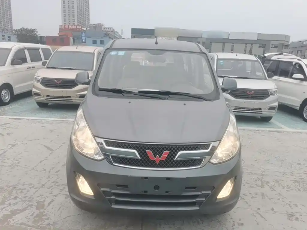 Wuling Rongguang V — миниатюра 3