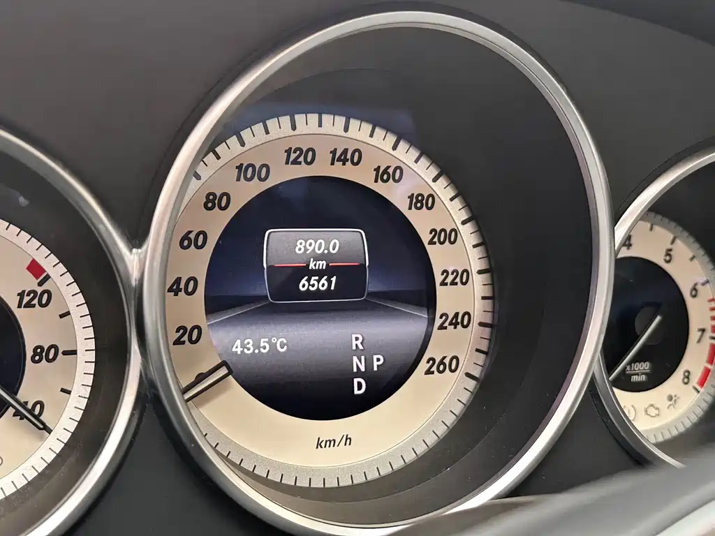 Mercedes-Benz CLS 2015 CLS 320