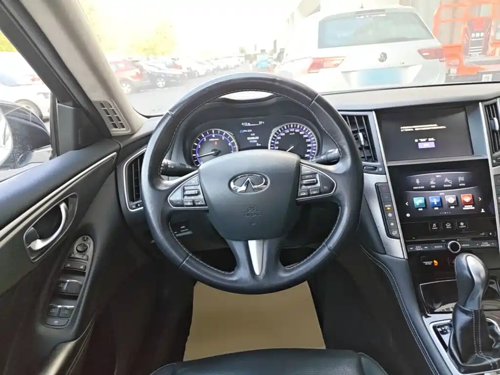 Infiniti Q50L — миниатюра 11