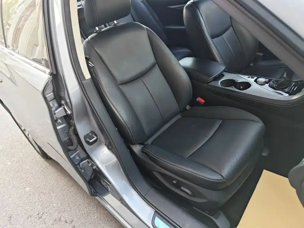 Infiniti Q50L — миниатюра 25