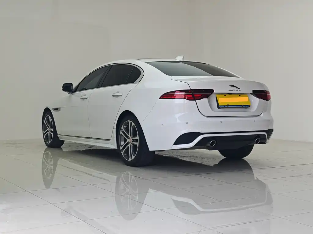 Jaguar XEL — миниатюра 4