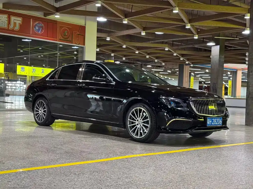 Mercedes-Benz E-Class — миниатюра 3