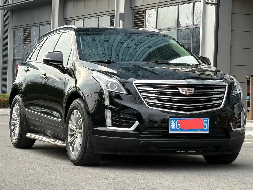 CADILLAC XT5