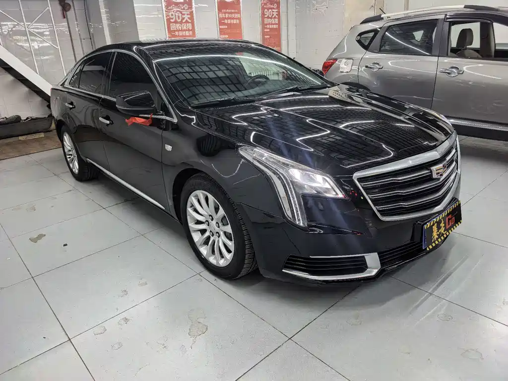 Cadillac XTS