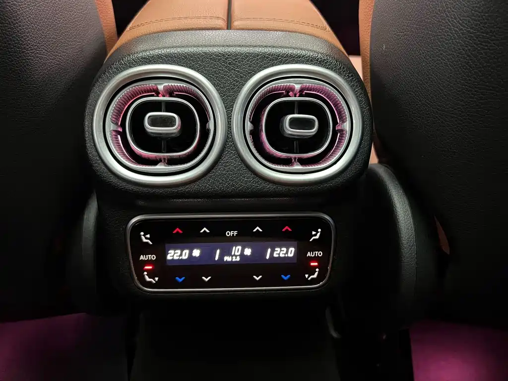 Mercedes-Benz GLC — миниатюра 19