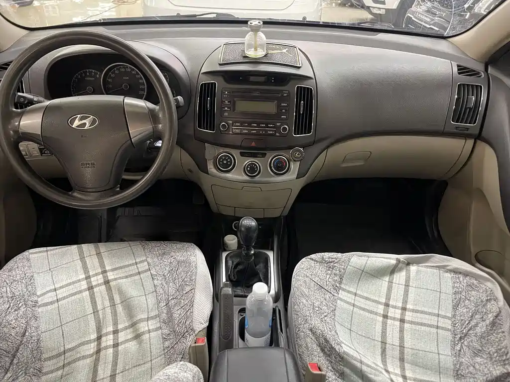 Hyundai Elantra 1.6L Manual Home Joy Edition, фото 4