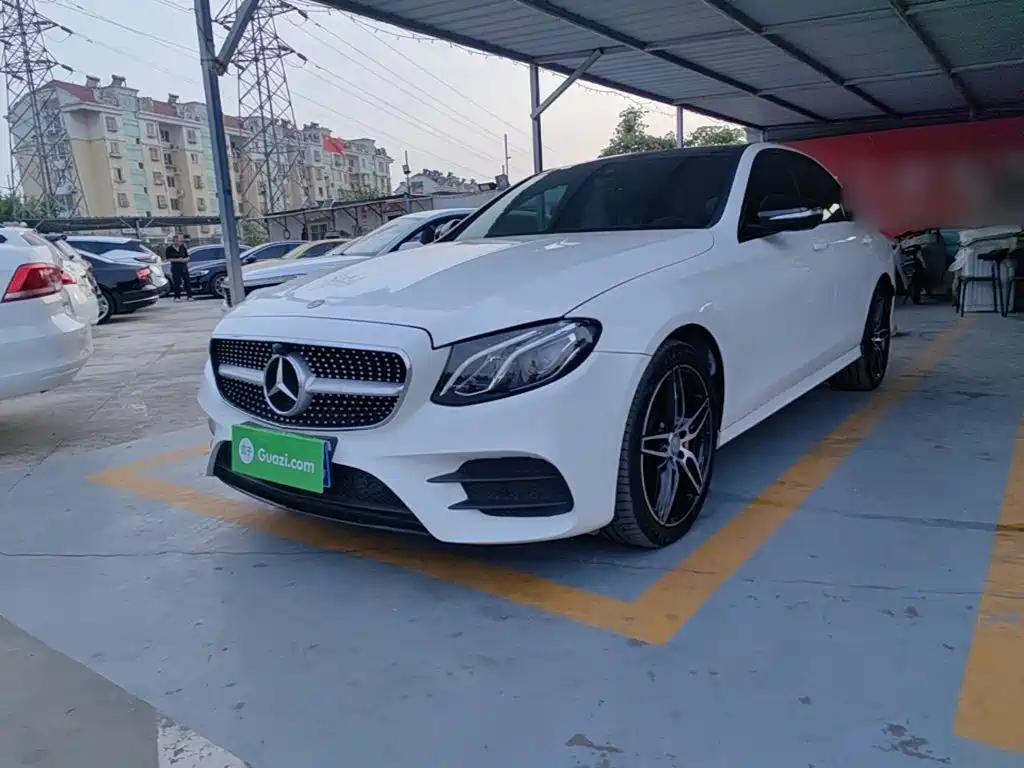 Mercedes-Benz E-Class — миниатюра 2