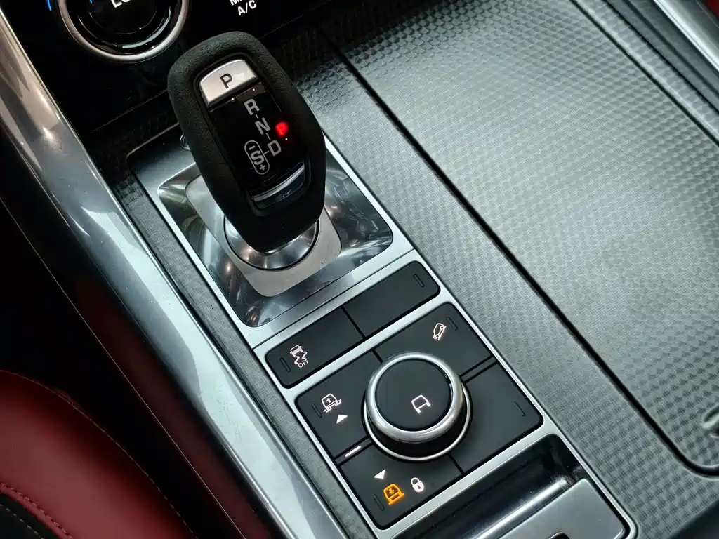 Land Rover Sport — миниатюра 15