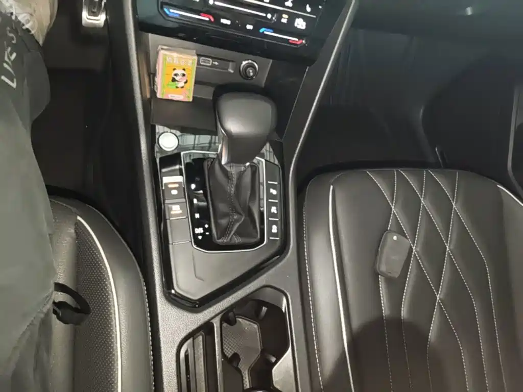 Volkswagen Tiguan L — миниатюра 14