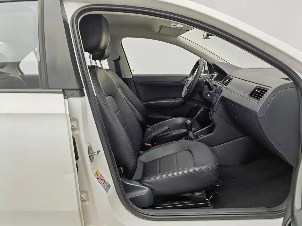 Volkswagen Santana — миниатюра 23