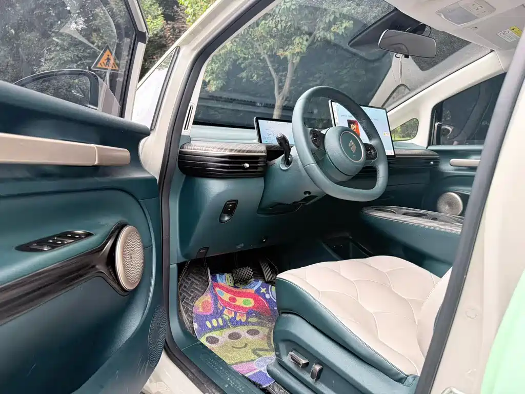 Baojun Yunduo — миниатюра 7