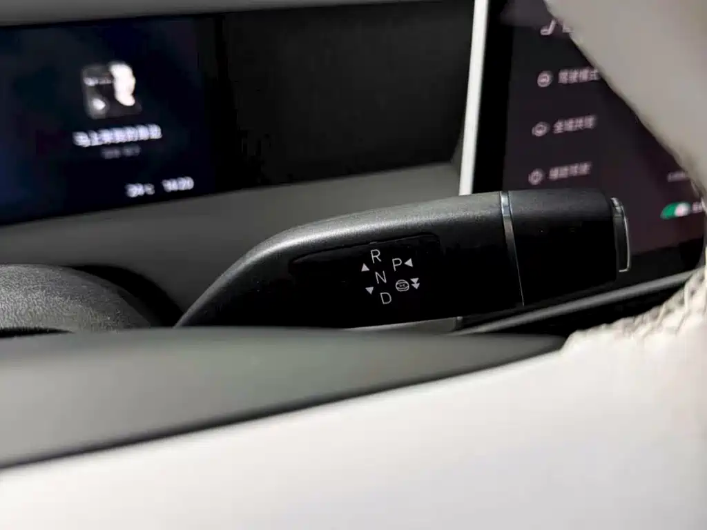 XPeng G6 — миниатюра 15