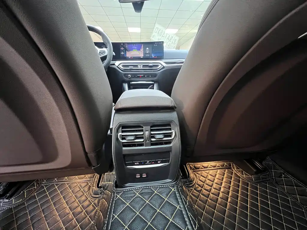 BMW 3 Series — миниатюра 9