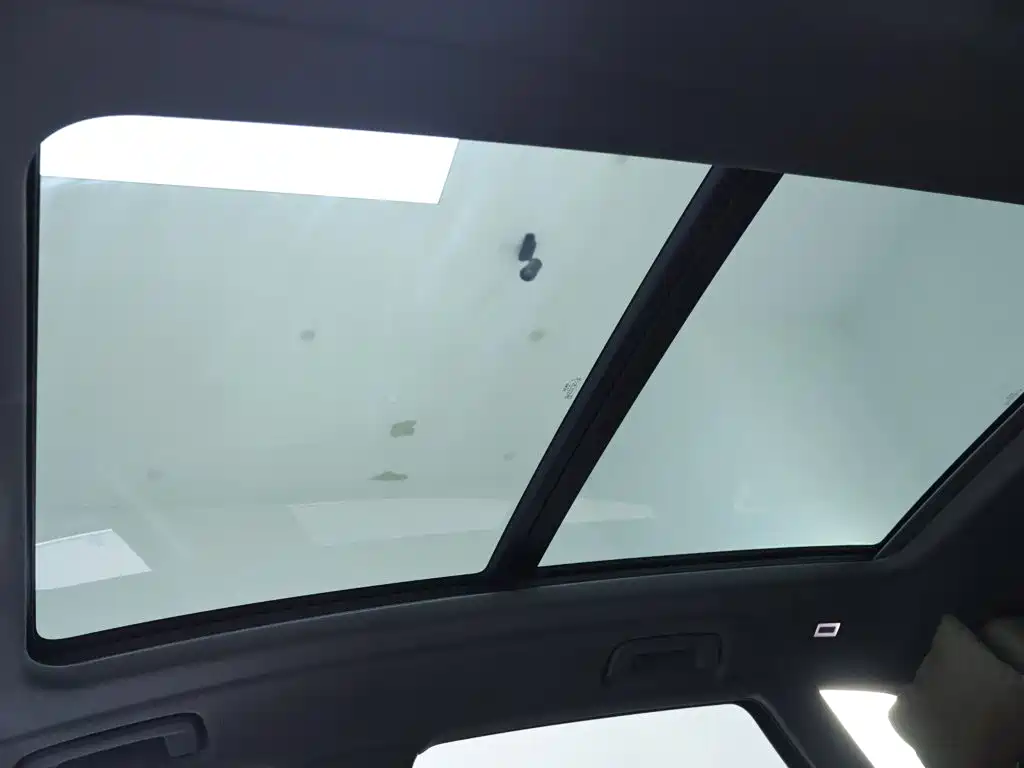 Audi Q5L — миниатюра 19